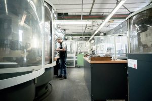 Gereedschap slijpen | Productiehal Toolmanagers & KGS Tools
